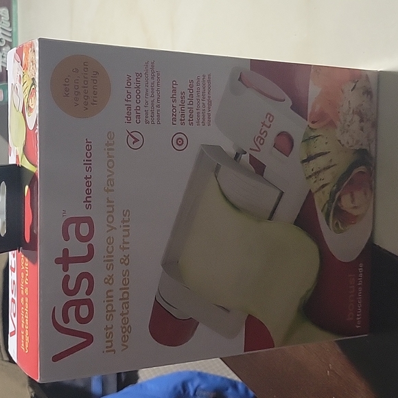 Veggie and Fruit Slicer - Picture 4 of 7